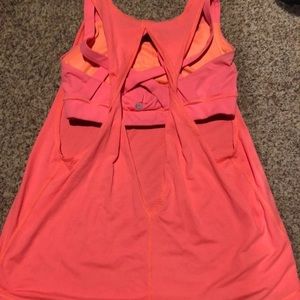 Lululemon tank